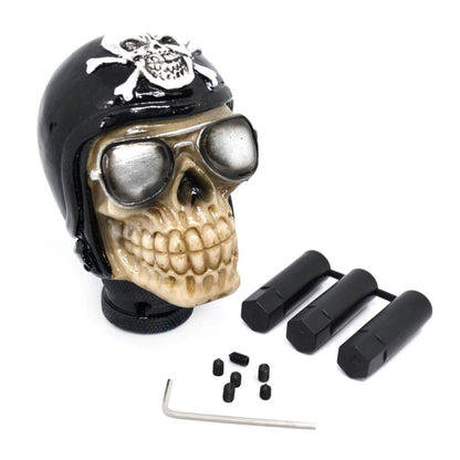 Shift knob for gear lever that looks like a skull